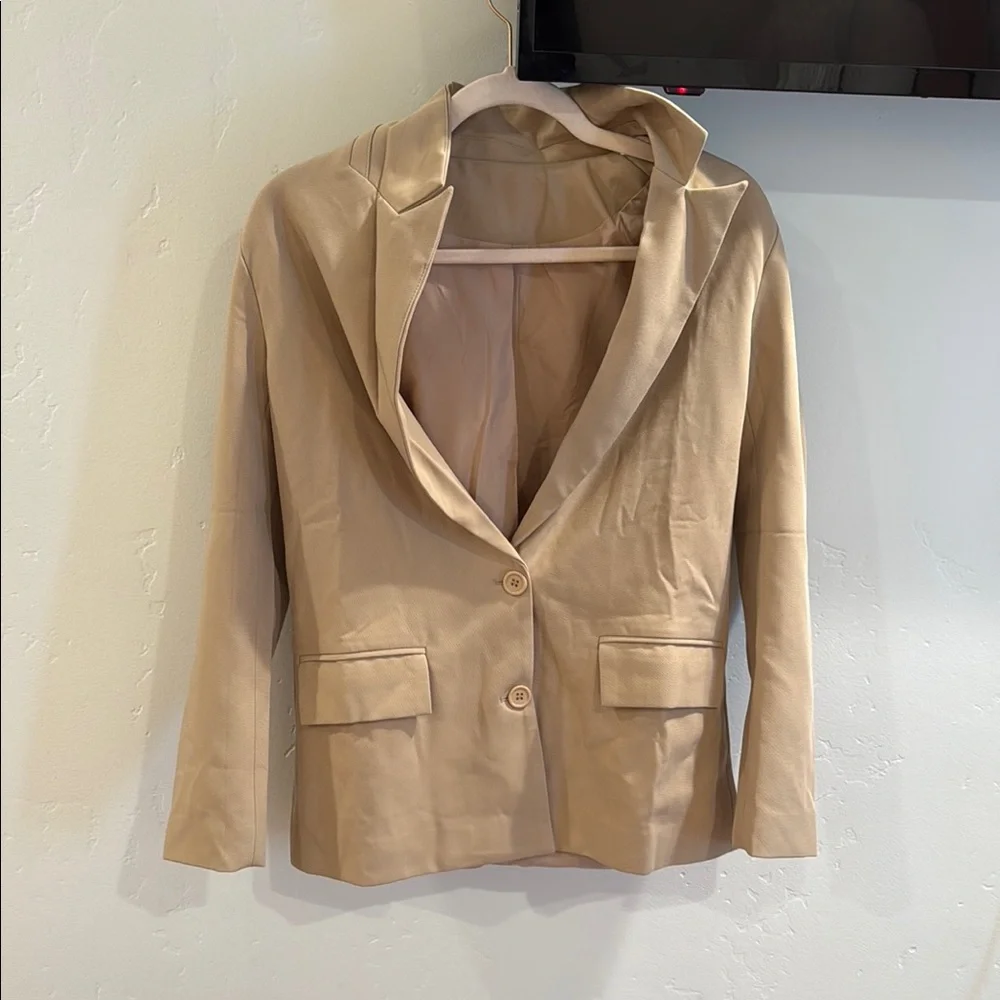 Women's Tan Blazer - Picture 1 of 7